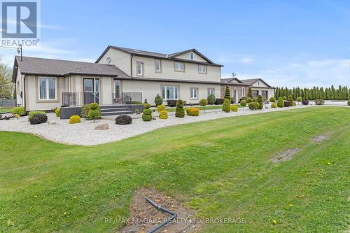 724 Line 3 Road S, Niagara-On-The-Lake (Virgil), ON - Outdoor With Facade