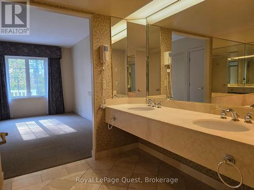 2316 - 90 Highland Drive, Oro-Medonte (Horseshoe Valley), ON - Indoor Photo Showing Bathroom