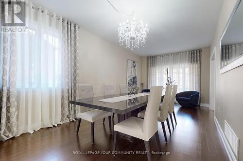 19 Richmond Park Drive, Georgina, ON - Indoor Photo Showing Dining Room