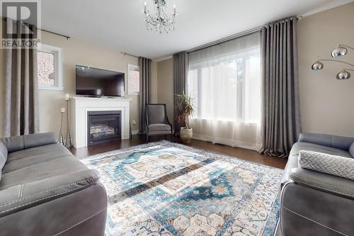 19 Richmond Park Drive, Georgina, ON - Indoor Photo Showing Living Room With Fireplace