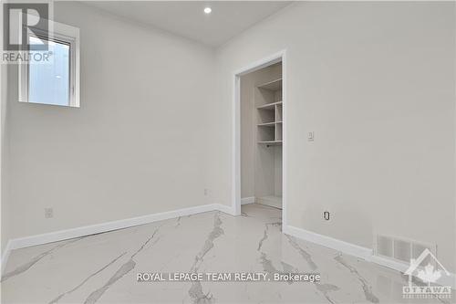 828 Alpine Avenue, Ottawa, ON - Indoor Photo Showing Other Room