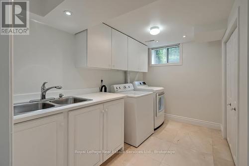 3286 Shelburne Place, Oakville (Br Bronte), ON - Indoor Photo Showing Laundry Room