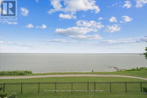 3286 Shelburne Place, Oakville (Br Bronte), ON - Outdoor With Body Of Water With View