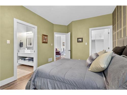 15 Turnberry Crt, Moncton, NB 