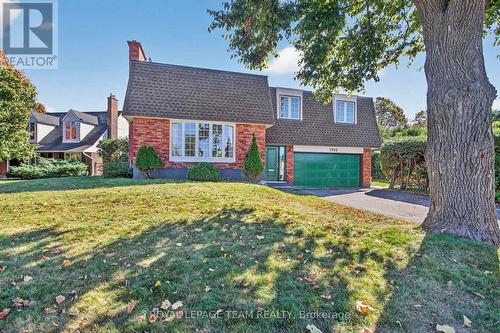 1900 SOUTHAMPTON COURT  Ottawa, ON K2C 0W3