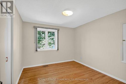 1900 Southampton Court, Ottawa, ON - Indoor Photo Showing Other Room