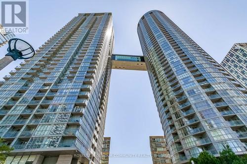 3611 - 21 ICEBOAT TERRACE  Toronto, ON M5V 4A5