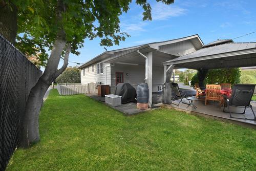 Backyard - 955 Rue Nadeau, Saint-Jean-Sur-Richelieu, QC - Outdoor With Deck Patio Veranda