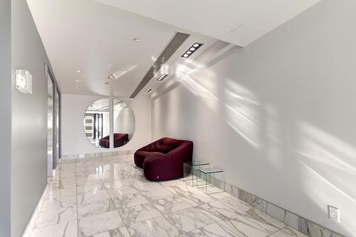 Hall - 704-801 Rue De La Commune E., Montréal (Ville-Marie), QC - Indoor Photo Showing Other Room