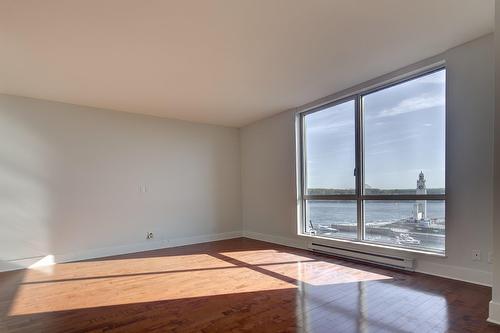 Living room - 704-801 Rue De La Commune E., Montréal (Ville-Marie), QC - Indoor Photo Showing Other Room
