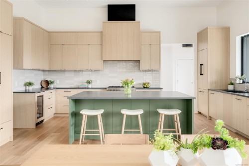 1542 Despard Ave, Victoria, BC 