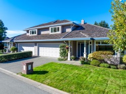 353-3399 Crown Isle Dr  Courtenay, BC V9N 9X7