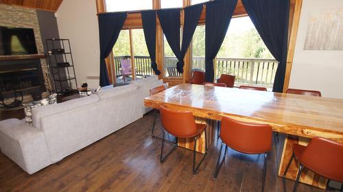 Vue d'ensemble - 210 Rue Préville, Saint-Alphonse-Rodriguez, QC - Indoor With Fireplace