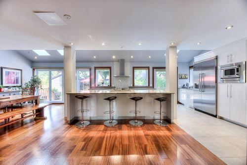 Kitchen - 107 Av. De Charente, Saint-Lambert, QC - Indoor