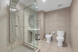 Ensuite bathroom - 