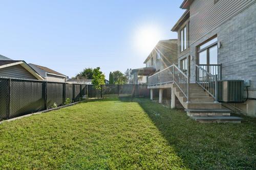 Cour - 5960 Rue Alexandre, Brossard, QC - Outdoor