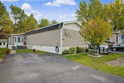 97 9e Rue  Saint-Jean-Sur-Richelieu, QC J2Y 1A5