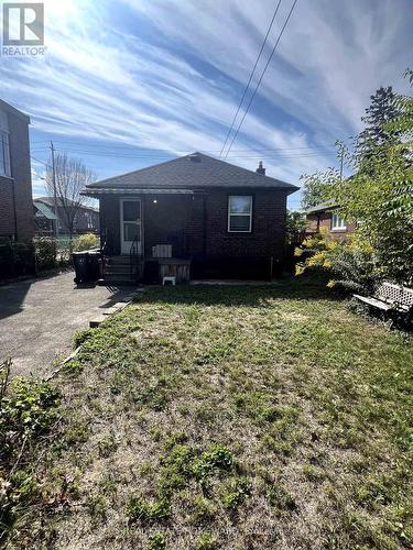 322 Cosburn Avenue, Toronto, ON - Outdoor