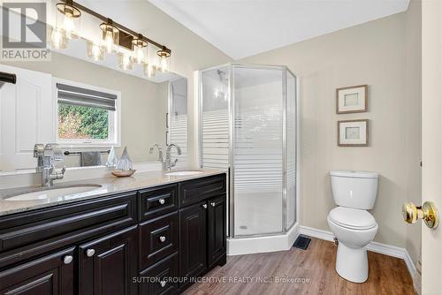 183 Lake Drive N, Georgina, ON - Indoor Photo Showing Bathroom