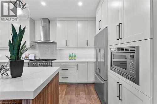 7 Taliesin Trail, Welland, ON - Indoor Photo Showing Kitchen With Upgraded Kitchen