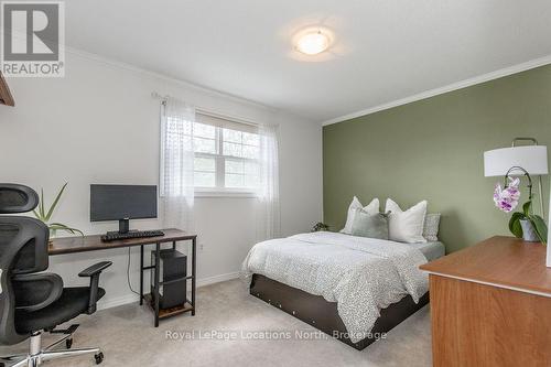 10 Barwick Drive, Barrie (West Bayfield), ON - Indoor Photo Showing Bedroom