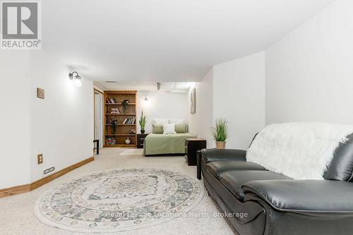 10 Barwick Drive, Barrie (West Bayfield), ON - Indoor