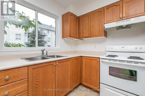254 Gershwin Private, Ottawa, ON - Indoor Photo Showing Kitchen With Double Sink