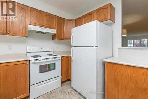 254 Gershwin Private, Ottawa, ON - Indoor Photo Showing Kitchen