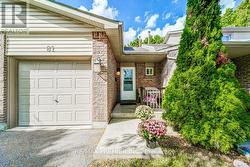 81 - 2670 BATTLEFORD ROAD  Mississauga, ON L5N 2S7