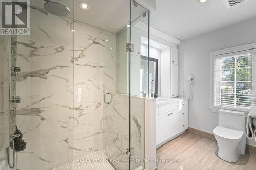 724 Atoka Drive, Mississauga, ON - Indoor Photo Showing Bathroom