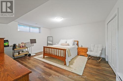 724 Atoka Drive, Mississauga, ON - Indoor Photo Showing Bedroom