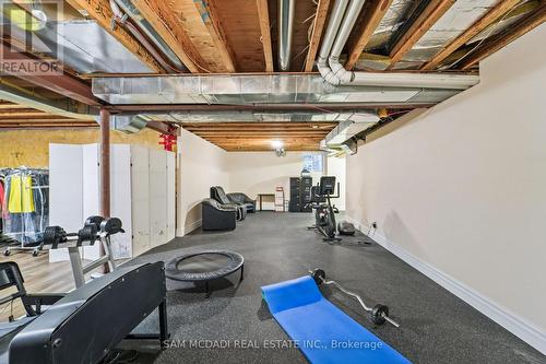 724 Atoka Drive, Mississauga, ON - Indoor Photo Showing Gym Room
