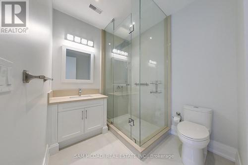 2006 Portway Avenue, Mississauga, ON - Indoor Photo Showing Bathroom