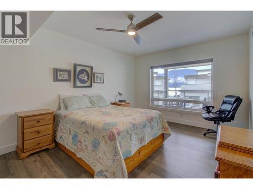 131 Harbourfront Drive Ne Unit# 202, Salmon Arm, BC - Indoor Photo Showing Bedroom