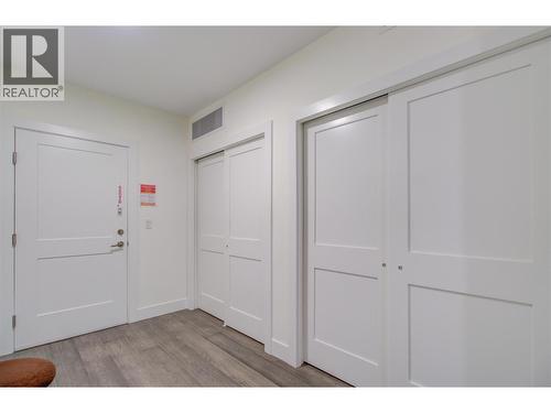 131 Harbourfront Drive Ne Unit# 202, Salmon Arm, BC - Indoor Photo Showing Other Room