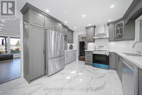 5326 Ninth Line, Erin, ON - Indoor Photo Showing Kitchen With Double Sink With Upgraded Kitchen