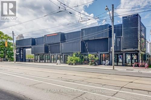 414 - 560 Front Street W, Toronto, ON - Outdoor