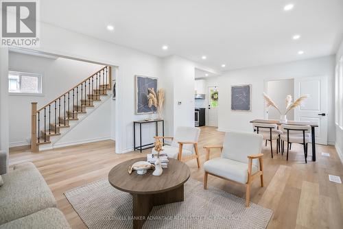 97 Delhi Street, Port Colborne (Sugarloaf), ON - Indoor Photo Showing Living Room