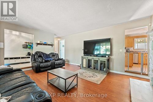 110 Meyers Creek Road, Quinte West (Sidney Ward), ON - Indoor Photo Showing Living Room