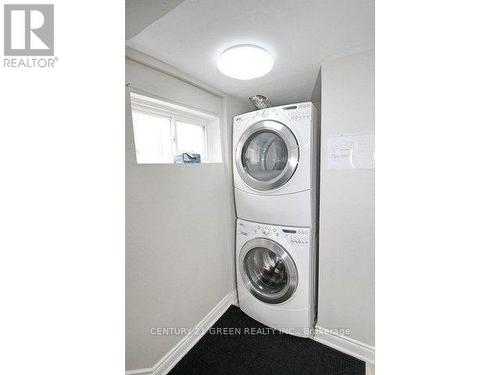 (Main) - 92 Kingsmere Crescent, Brampton, ON - Indoor Photo Showing Laundry Room