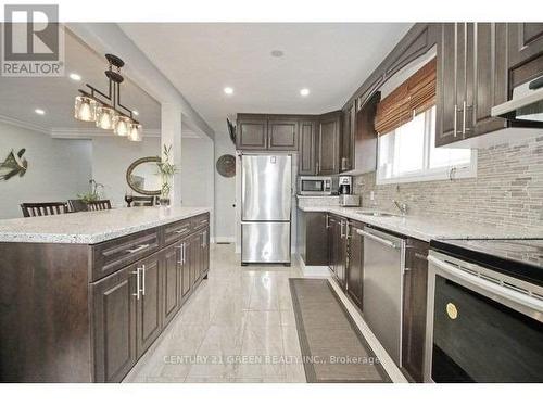 (Main) - 92 Kingsmere Crescent, Brampton, ON - Indoor Photo Showing Kitchen With Stainless Steel Kitchen With Upgraded Kitchen