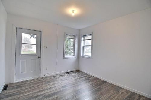 Living room - 250  - 252 11E Avenue, Senneterre - Ville, QC - Indoor Photo Showing Other Room
