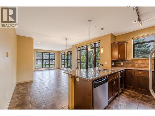 3589 Skaha Lake Road Unit# 204, Penticton, BC - Indoor Photo Showing Kitchen With Double Sink