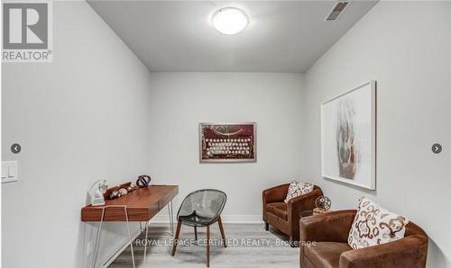 1213 - 150 Main Street W, Hamilton, ON - Indoor Photo Showing Other Room