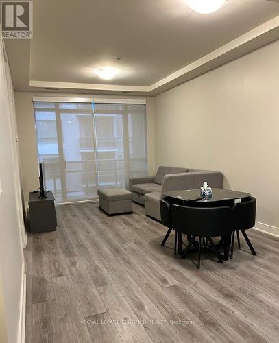 1213 - 150 Main Street W, Hamilton, ON - Indoor