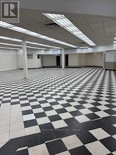 2796 Victoria Park Avenue, Toronto, ON 