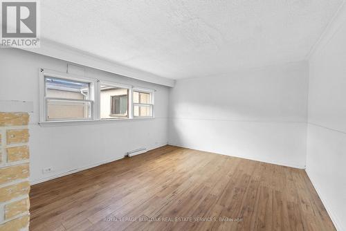 381 Leslie Street, Greater Sudbury, ON - Indoor Photo Showing Other Room
