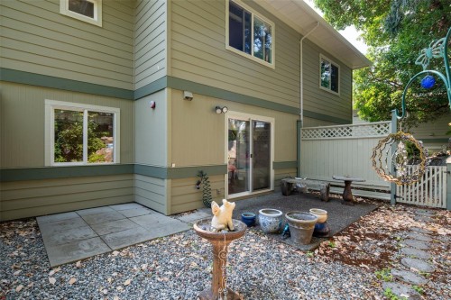 22-126 Hallowell Rd, View Royal, BC 