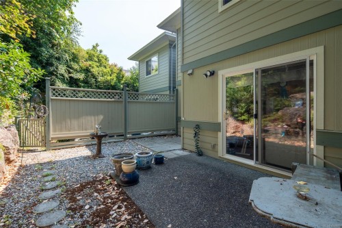 22-126 Hallowell Rd, View Royal, BC 