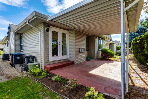 114-1188 Houghton Road, Kelowna, BC - Outdoor